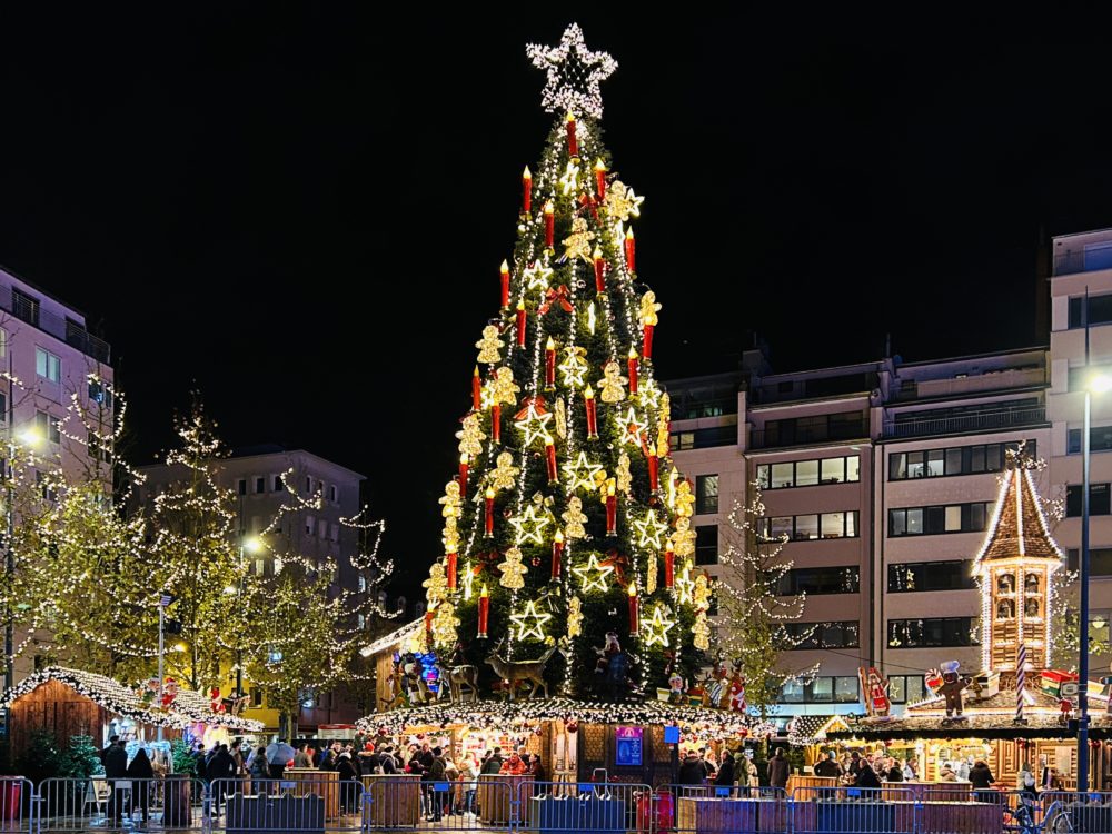 Niklosmaart: A Charming Christmas Market at the Heart of Luxembourg