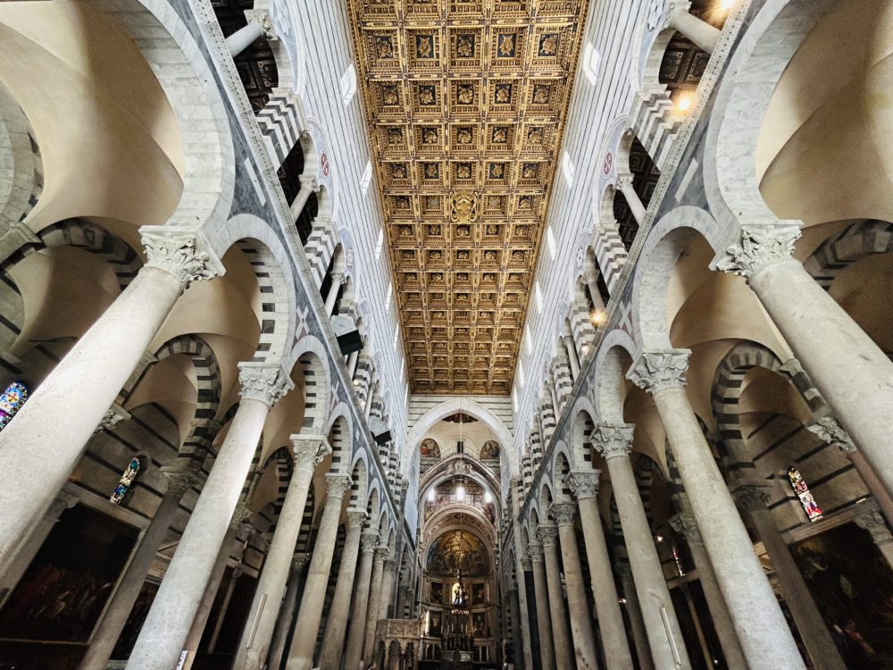 The Majestic Roof of Pisa Cathedral: A Testament to Artistic and Architectural Mastery