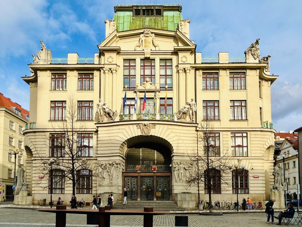 Prague’s Architecture: The New City Hall at Marianské Namestí