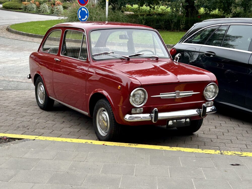 The Timeless Fiat 850: A Classic on Wheels