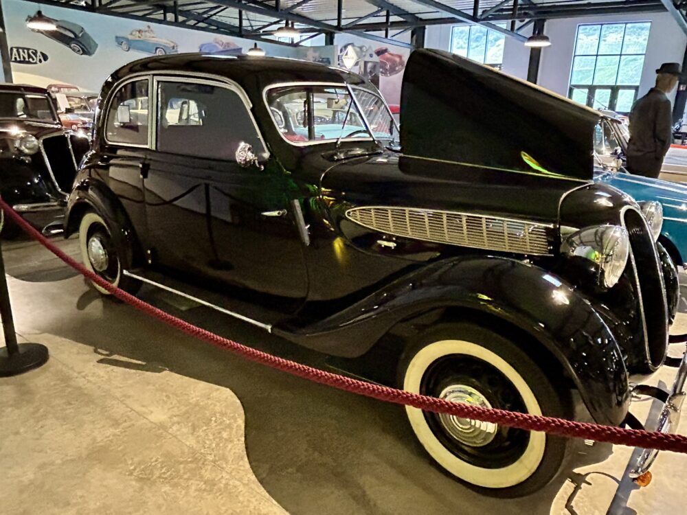 Iconic Classic: The BMW 321 at Zylinderhaus Museum