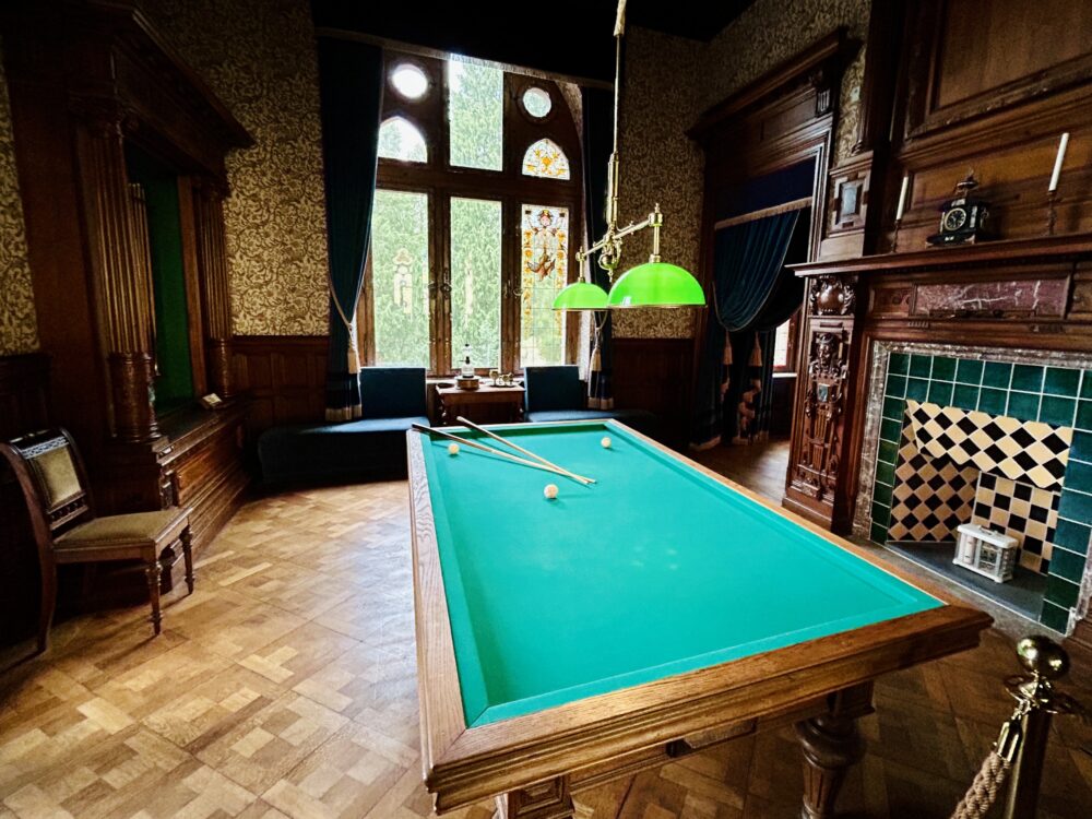 A Glimpse into History: The Hunt and Billiard Room of Drachenburg Castle