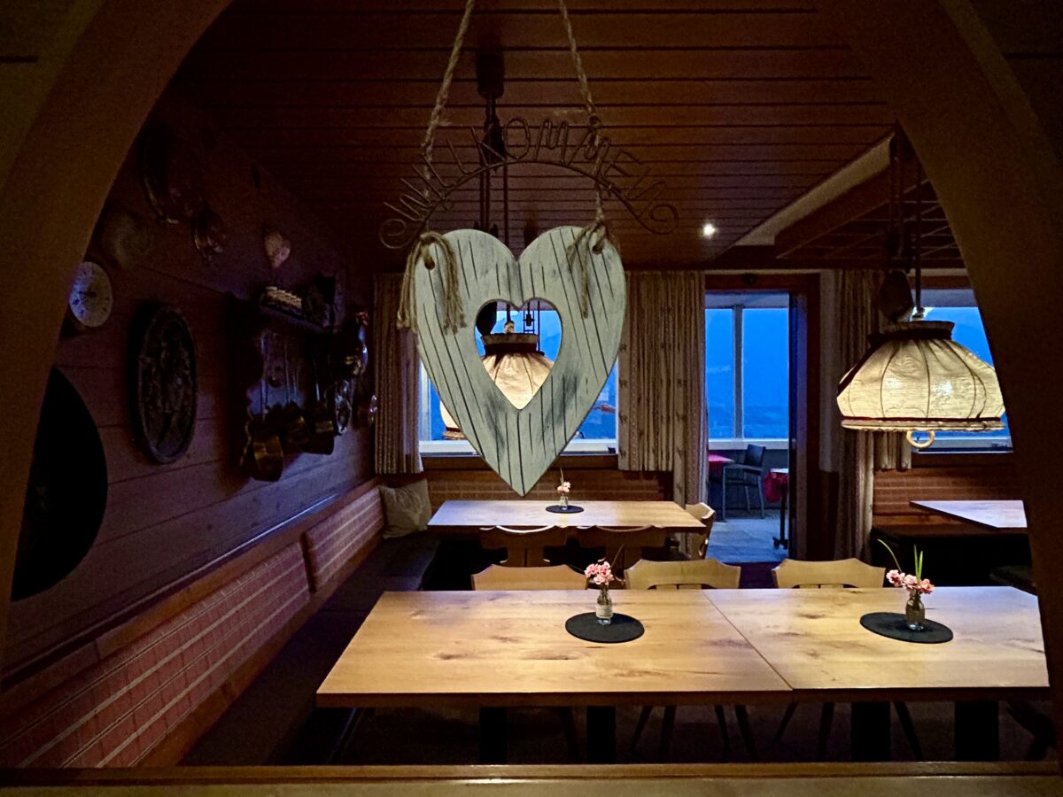 Purple Peaks and Schnitzel Dreams: Bergerhof’s Cosy Culinary Corner