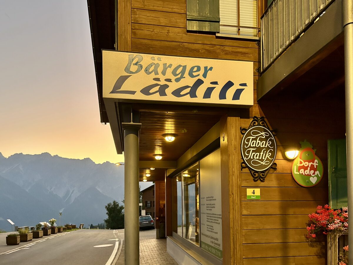 Lost in Translation: Austrian German and the Case of the Bärger Lädili