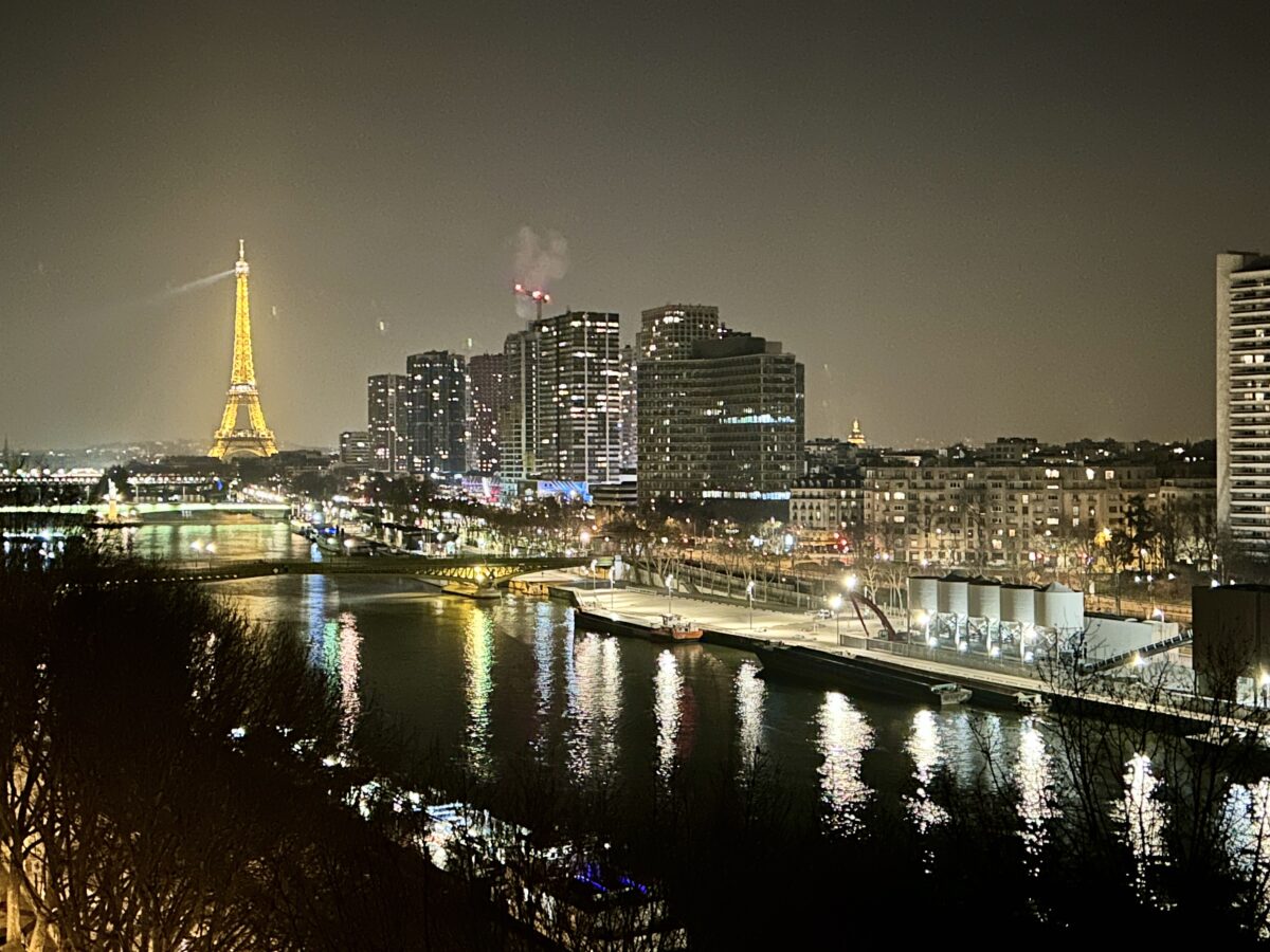 Eiffel Tower night lights: legal twist unveiled!