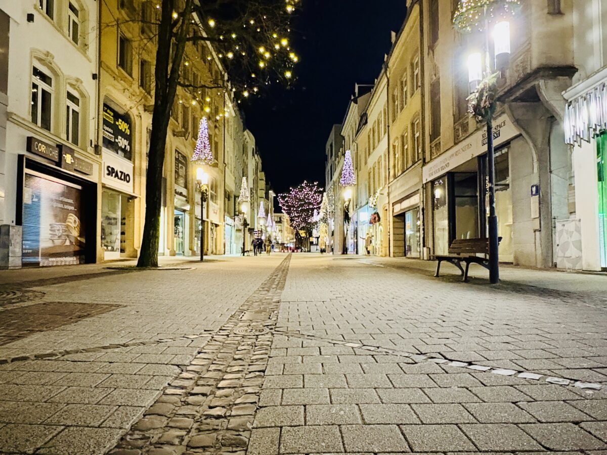 A not so grand Grand-Rue in Luxembourg