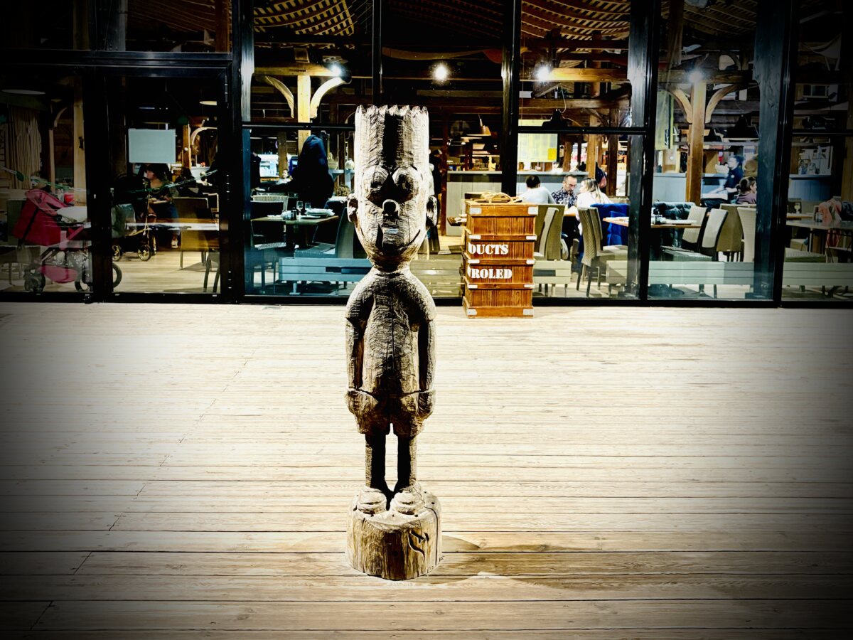 Bart Simpson spending his holidays in  France