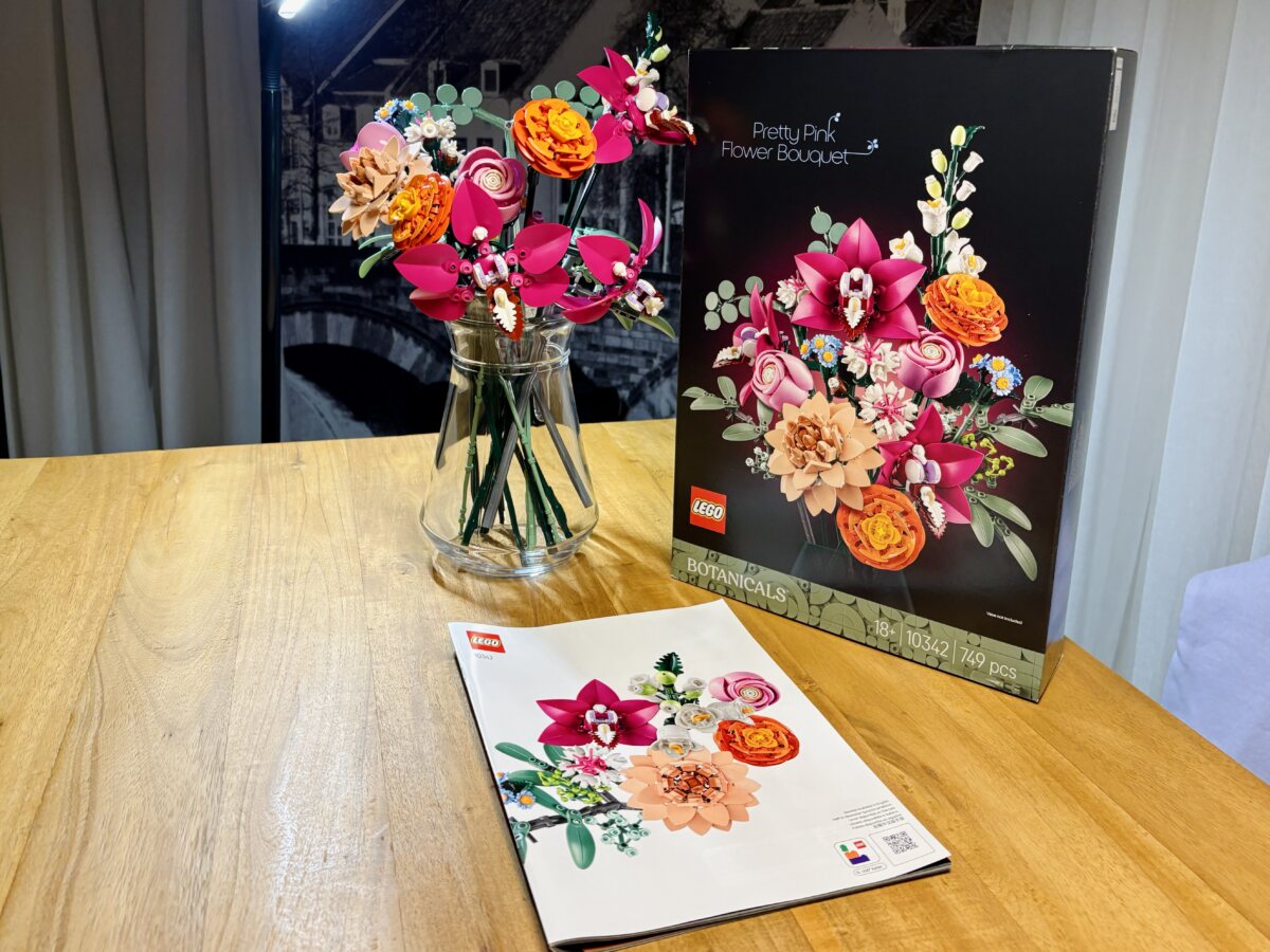 Lego Botanicals and the blooming success of plastic plants