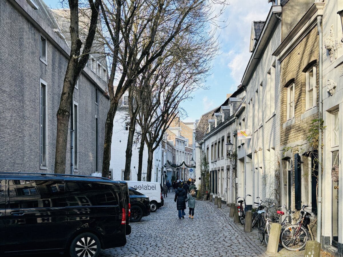 Parking in Maastricht and the heroic art of squeezing into tiny streets