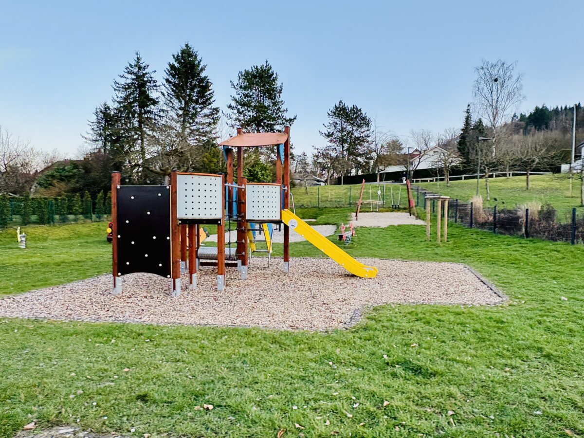 Playgrounds of Walferdange in Luxembourg and the growing world of spillplaz.lu