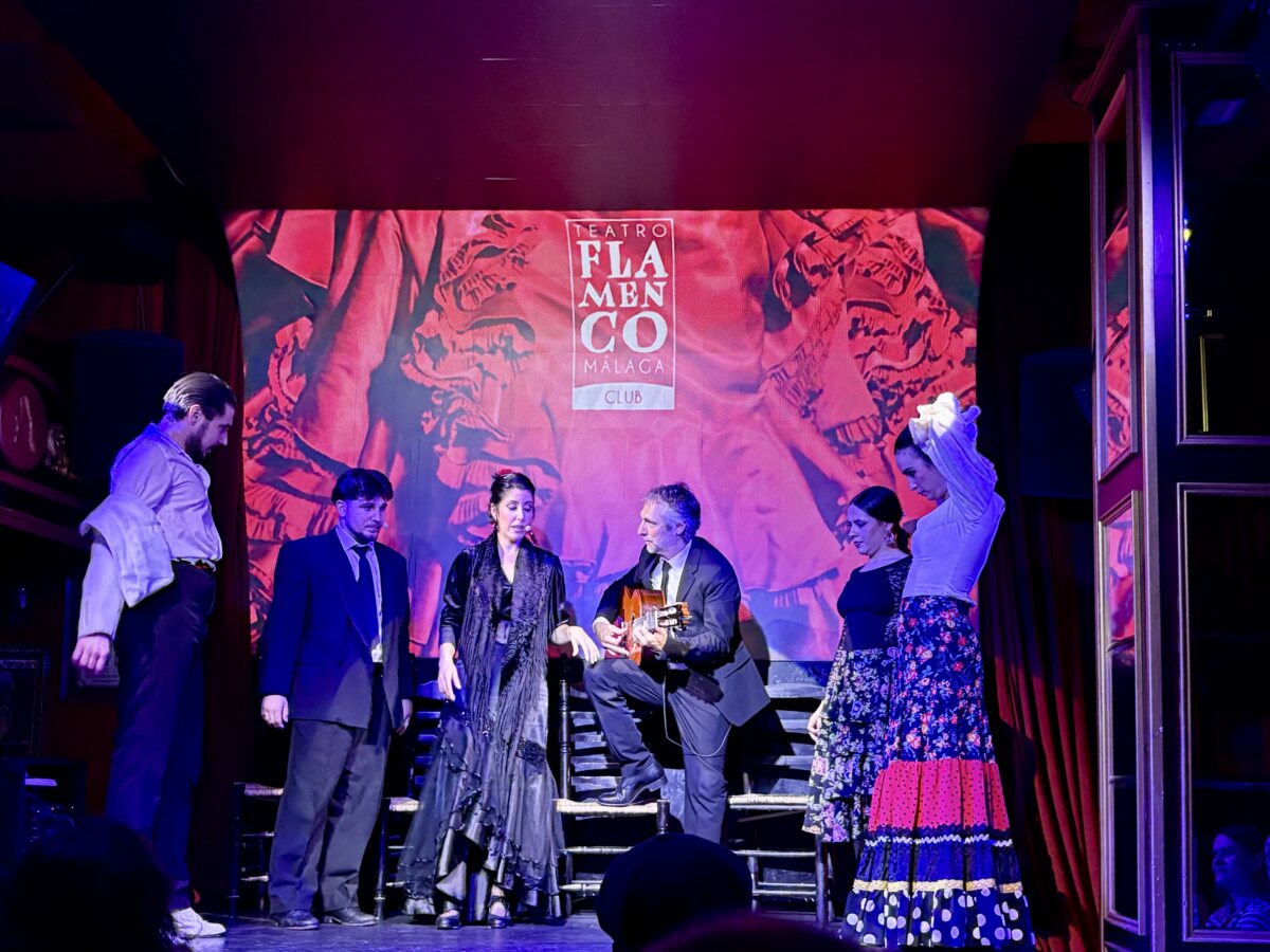 The Málaga flamenco marathon: Non-stop passion inside the Teatro Flamenco
