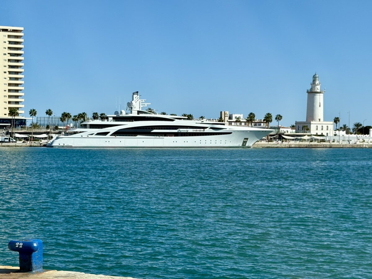 I Dynasty superyacht in Málaga: A floating palace worth millions